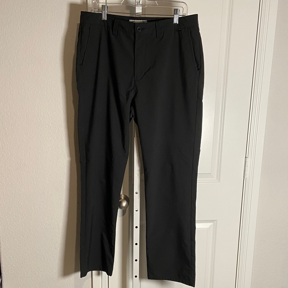 Travis Mathew Classic Black Dress Golf Pants Sz 34